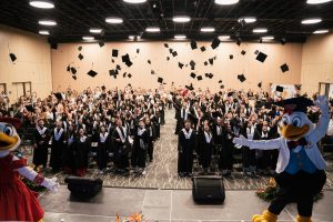 Lee más sobre el artículo 136 jóvenes se gradúan de programas técnicos gracias a La U en Tu Colegio: un impulso a la educación superior en Pereira y Dosquebradas